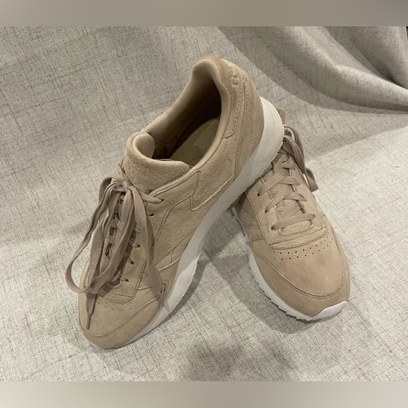 REEBOK Classic Double platform shoe. Sold out. Suede leather. Beige. Women’s 11 - Picture 7 of 16